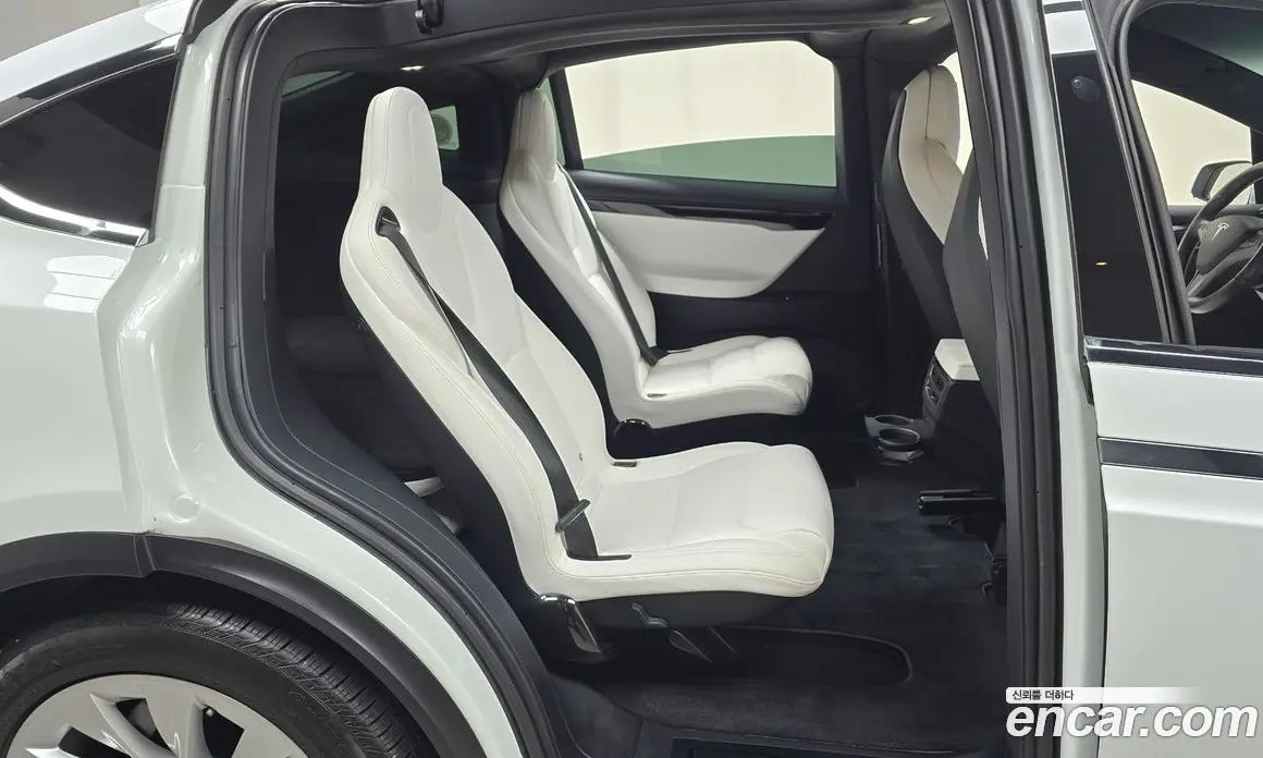 Tesla Model X 2018 0.3 автомат (гидро), фото 18 Tesla Model X 2018 0.3 автомат (гидро), фото 18