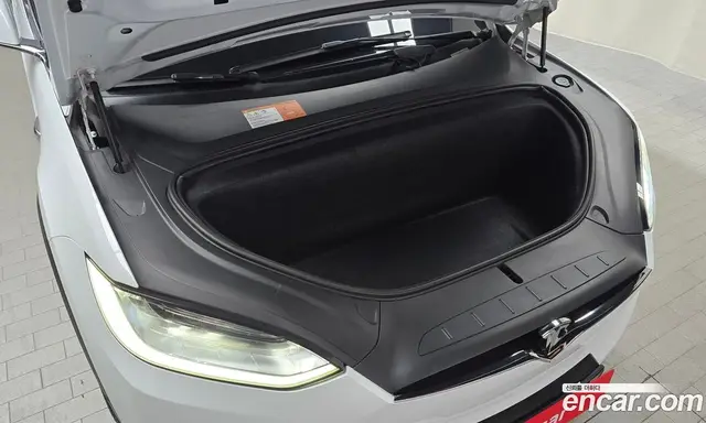 Tesla Model X 2018 0.3 автомат (гидро), миниатюра 6 Tesla Model X 2018 0.3 автомат (гидро), миниатюра 6