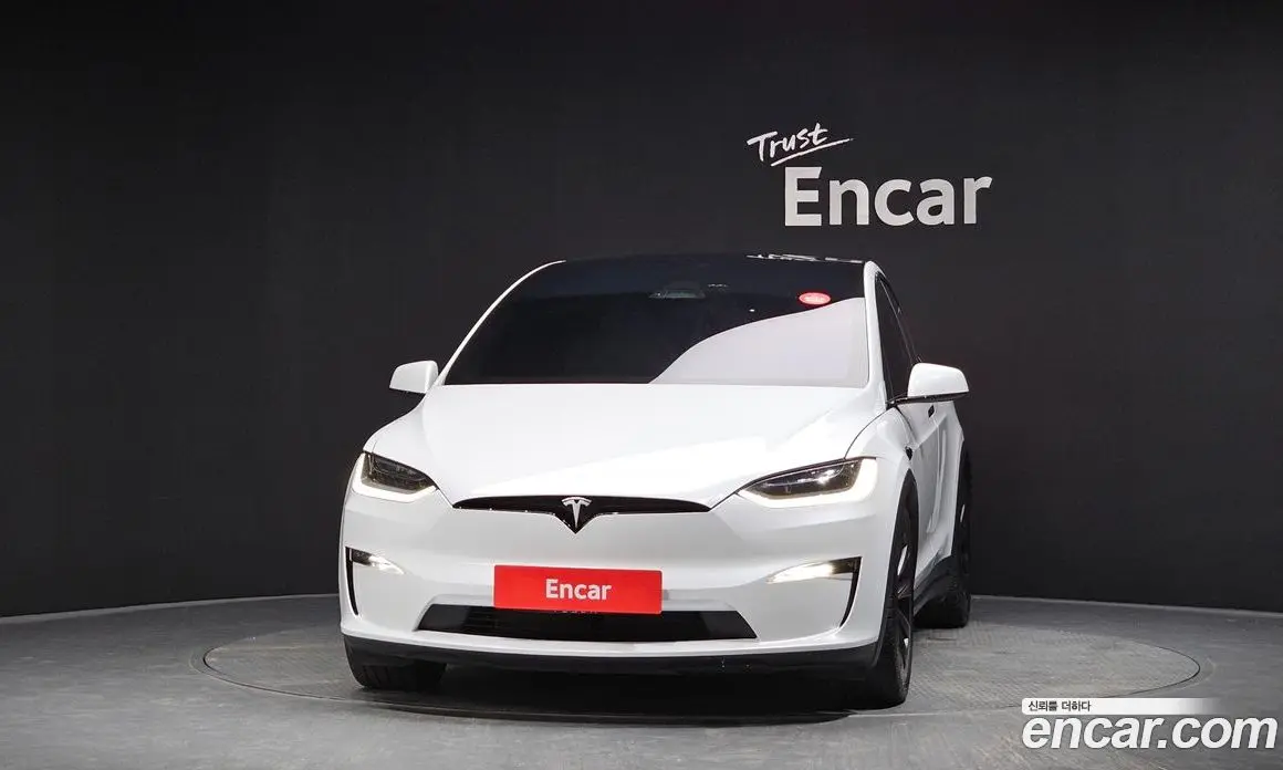 Tesla Model X 2023 0.3 автомат (гидро), фото 3