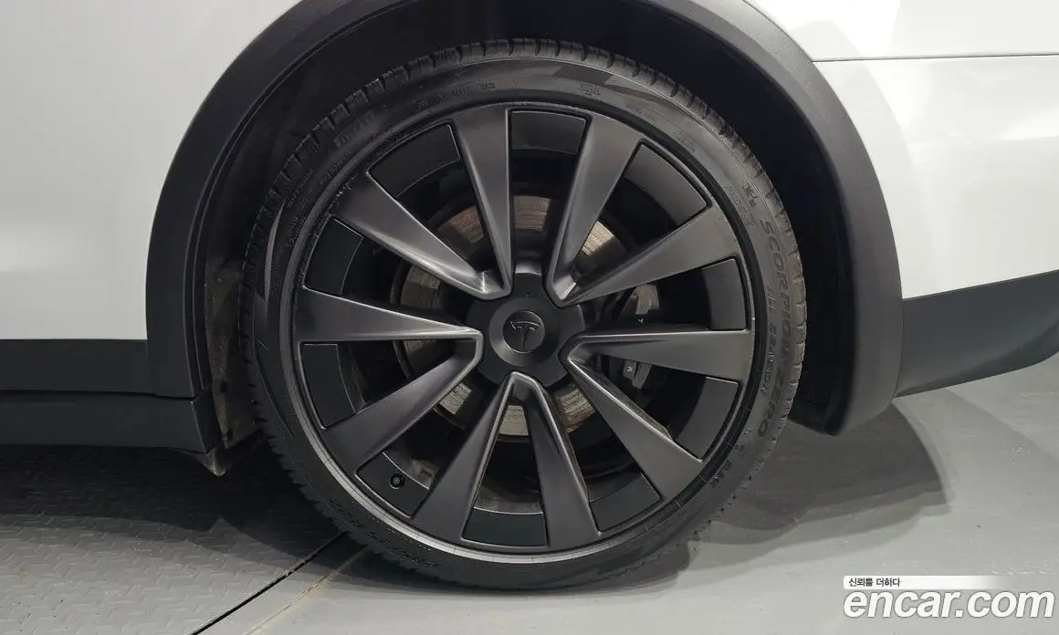 Tesla Model X 2023 0.3 автомат (гидро), фото 7