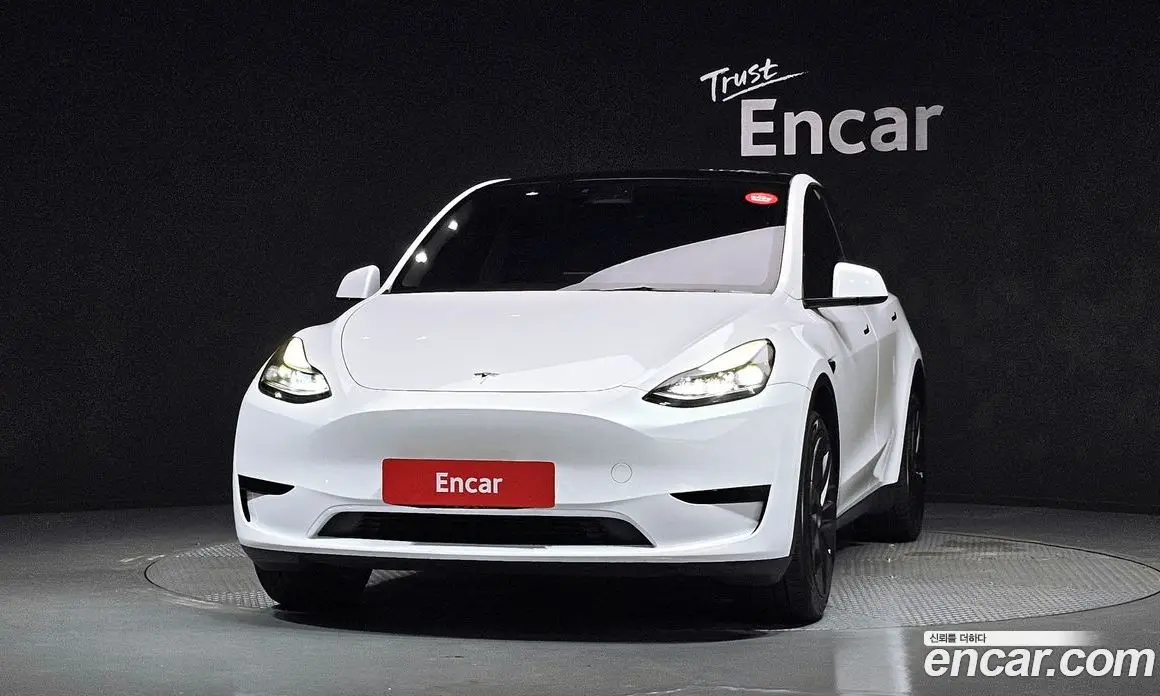 Tesla Model Y 2023 0.2 автомат (гидро), фото 3 Tesla Model Y 2023 0.2 автомат (гидро), фото 3
