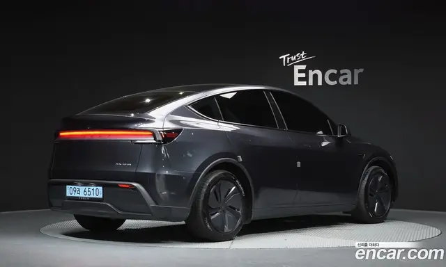 Tesla Model Y 2025 0.2 автомат (гидро), миниатюра 2 Tesla Model Y 2025 0.2 автомат (гидро), миниатюра 2