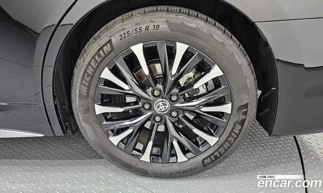 Toyota Alphard 2024 2.5 автомат (гидро), миниатюра 7 Toyota Alphard 2024 2.5 автомат (гидро), миниатюра 7