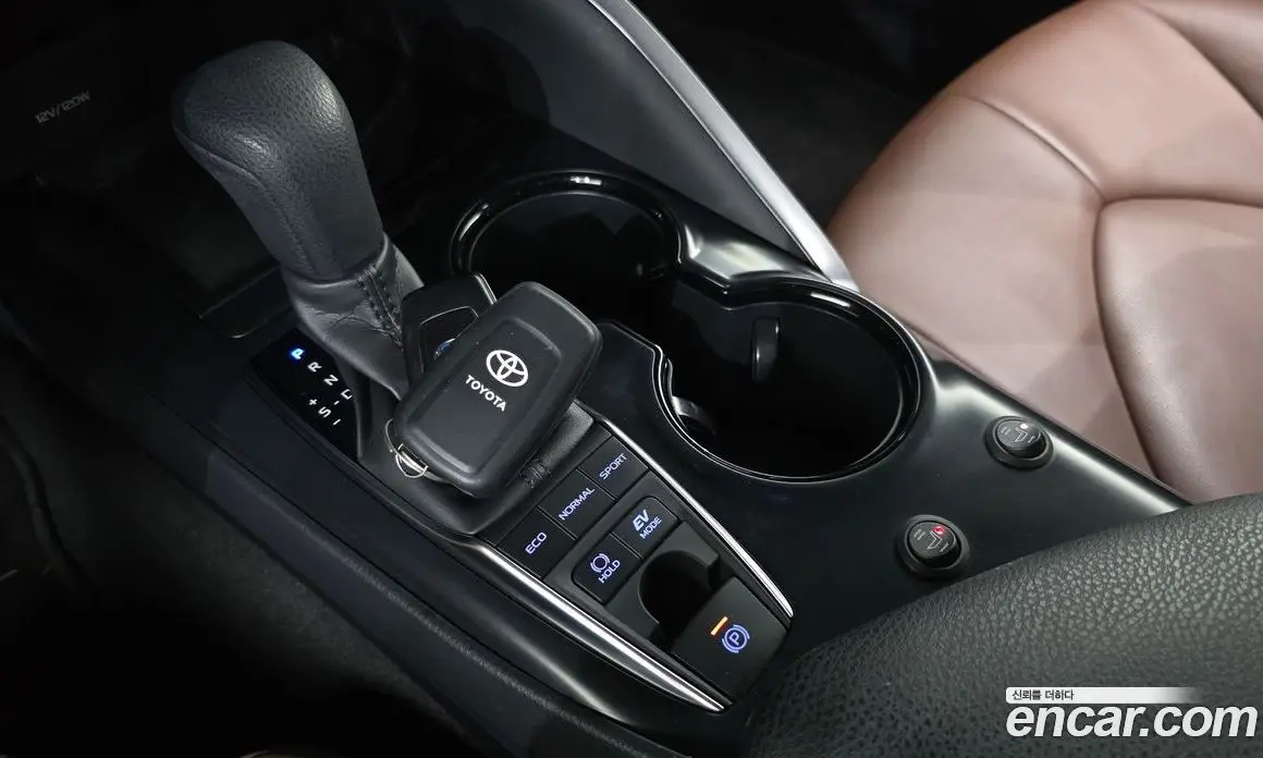 Toyota Camry 2020 2.5 автомат (гидро), фото 12 Toyota Camry 2020 2.5 автомат (гидро), фото 12