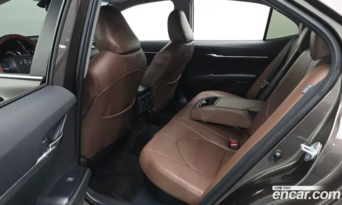 Toyota Camry 2020 2.5 автомат (гидро), фото 17 Toyota Camry 2020 2.5 автомат (гидро), фото 17
