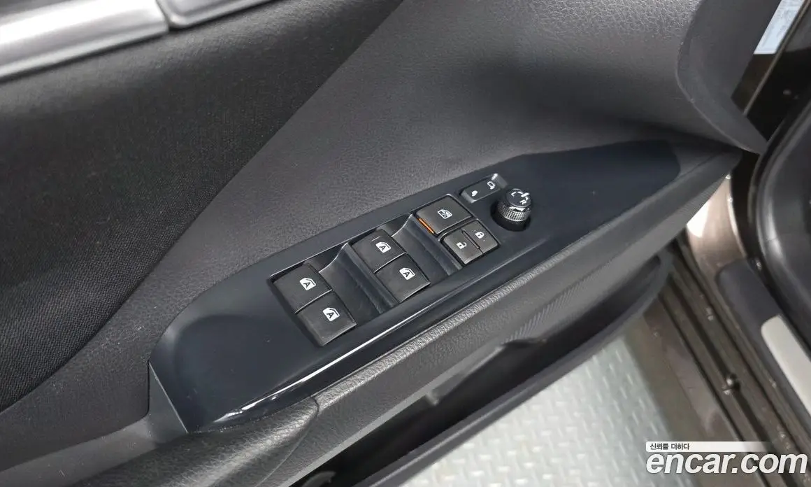 Toyota Camry 2020 2.5 автомат (гидро), фото 28 Toyota Camry 2020 2.5 автомат (гидро), фото 28