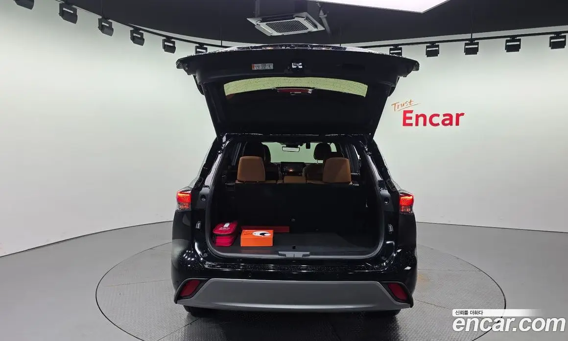 Toyota Highlander 2025 2.5 автомат (гидро), фото 26 Toyota Highlander 2025 2.5 автомат (гидро), фото 26