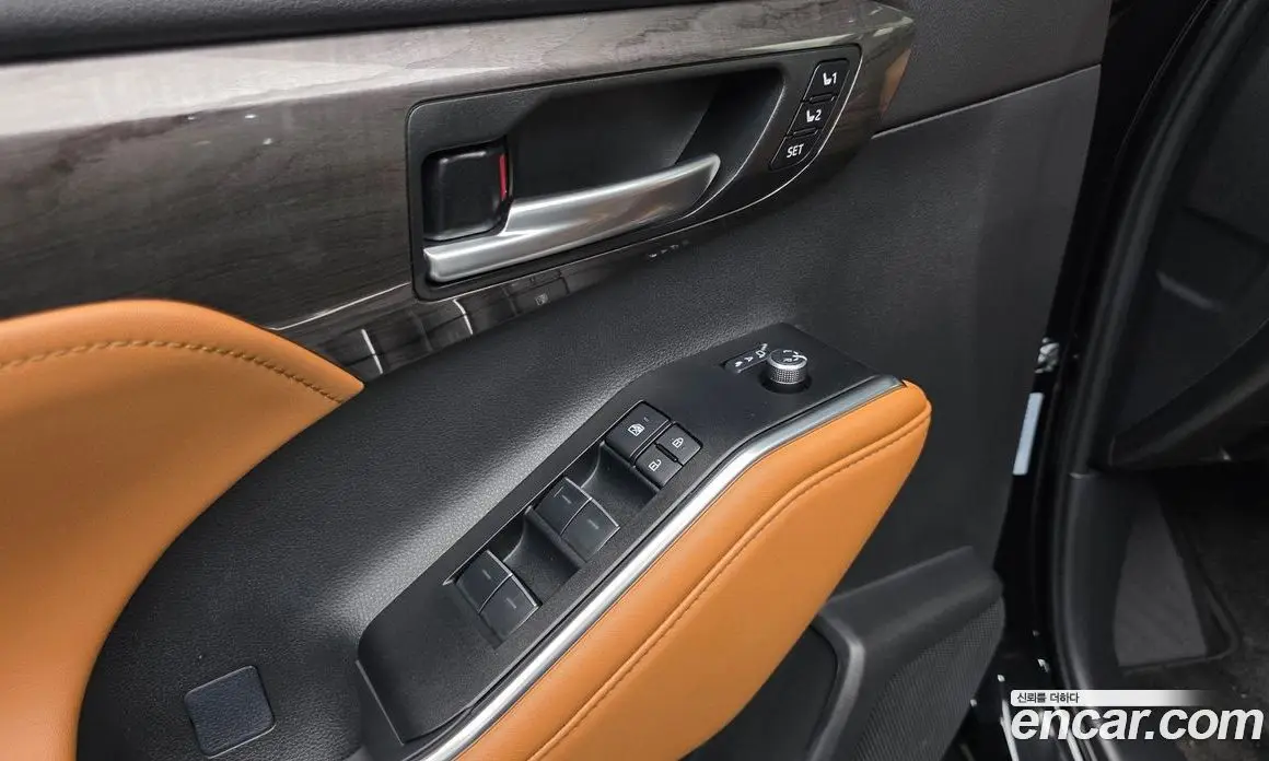 Toyota Highlander 2025 2.5 автомат (гидро), фото 33 Toyota Highlander 2025 2.5 автомат (гидро), фото 33