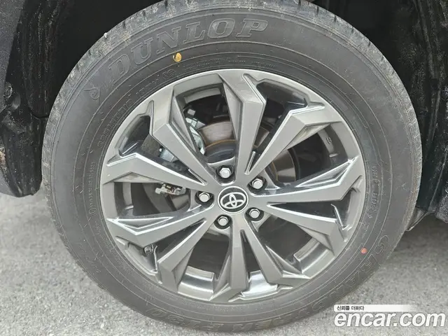 Toyota RAV4 2025 2.5 автомат (гидро), миниатюра 7 Toyota RAV4 2025 2.5 автомат (гидро), миниатюра 7