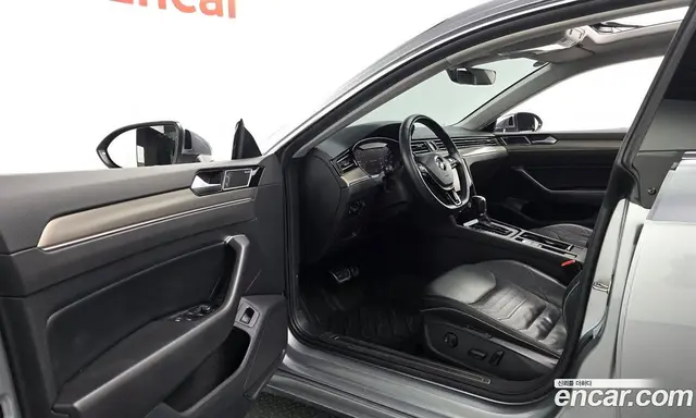 Volkswagen Arteon 2019 2.0 автомат (гидро), миниатюра 10 Volkswagen Arteon 2019 2.0 автомат (гидро), миниатюра 10