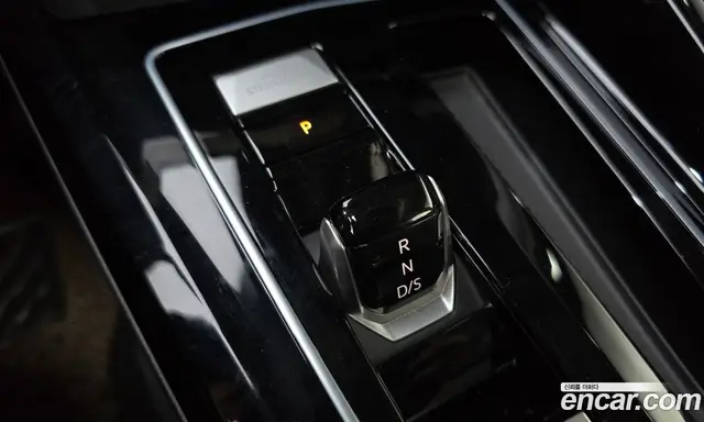 Volkswagen Golf 2023 2.0 автомат (гидро), миниатюра 12