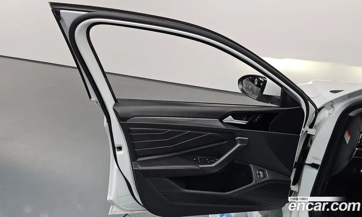 Volkswagen Jetta 2024 1.5 автомат (гидро), фото 14 Volkswagen Jetta 2024 1.5 автомат (гидро), фото 14