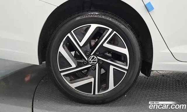 Volkswagen Jetta 2024 1.5 автомат (гидро), миниатюра 5 Volkswagen Jetta 2024 1.5 автомат (гидро), миниатюра 5