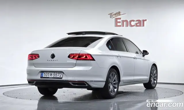Volkswagen Passat 2021 2.0 автомат (гидро), миниатюра 2 Volkswagen Passat 2021 2.0 автомат (гидро), миниатюра 2