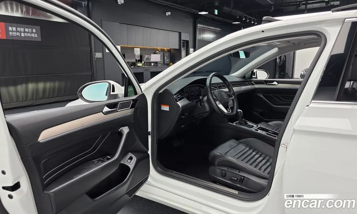 Volkswagen Passat 2021 2.0 автомат (гидро), фото 13 Volkswagen Passat 2021 2.0 автомат (гидро), фото 13