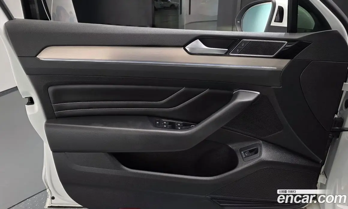 Volkswagen Passat 2021 2.0 автомат (гидро), фото 14 Volkswagen Passat 2021 2.0 автомат (гидро), фото 14