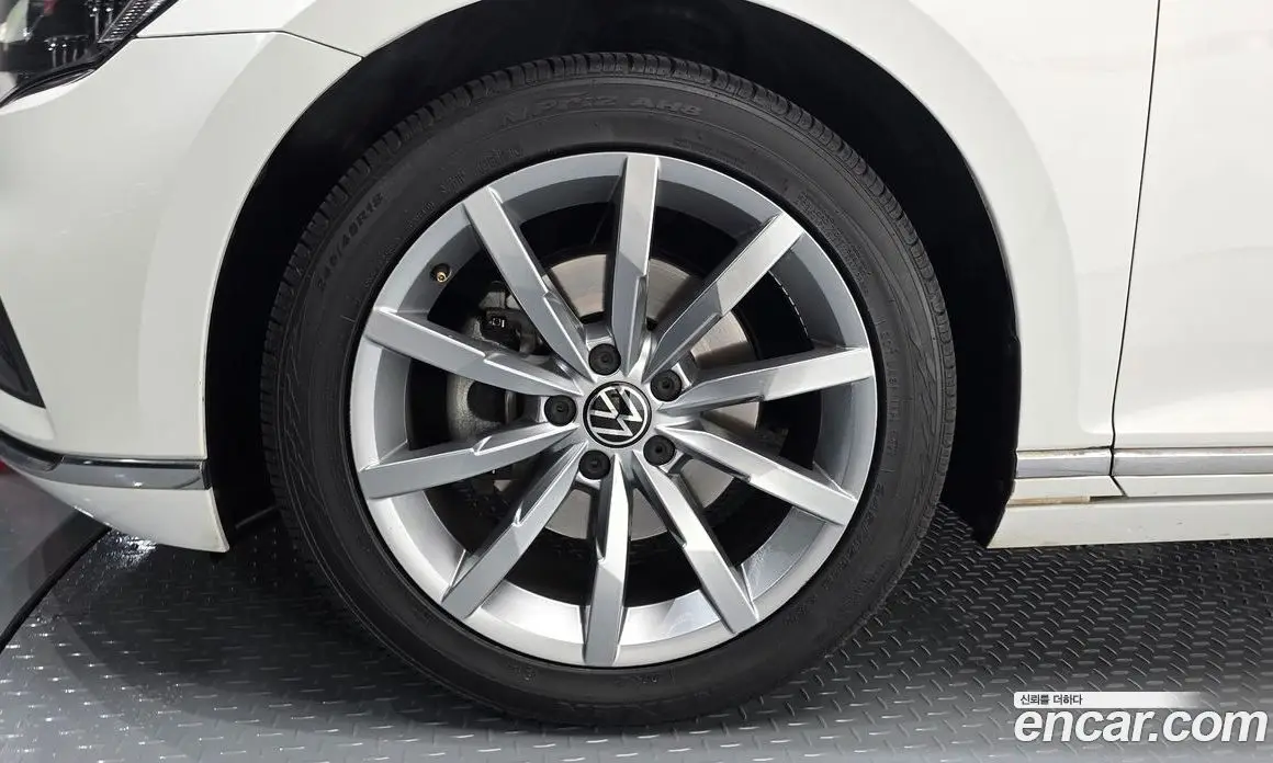 Volkswagen Passat 2021 2.0 автомат (гидро), фото 5 Volkswagen Passat 2021 2.0 автомат (гидро), фото 5