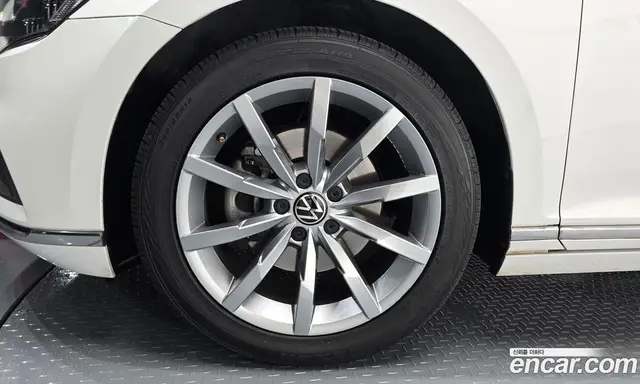 Volkswagen Passat 2021 2.0 автомат (гидро), миниатюра 5 Volkswagen Passat 2021 2.0 автомат (гидро), миниатюра 5