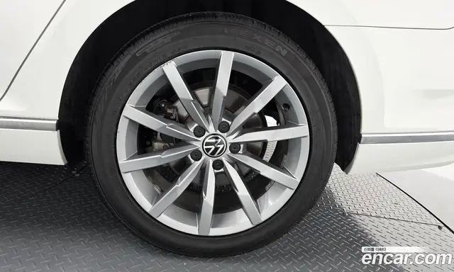 Volkswagen Passat 2021 2.0 автомат (гидро), миниатюра 7 Volkswagen Passat 2021 2.0 автомат (гидро), миниатюра 7