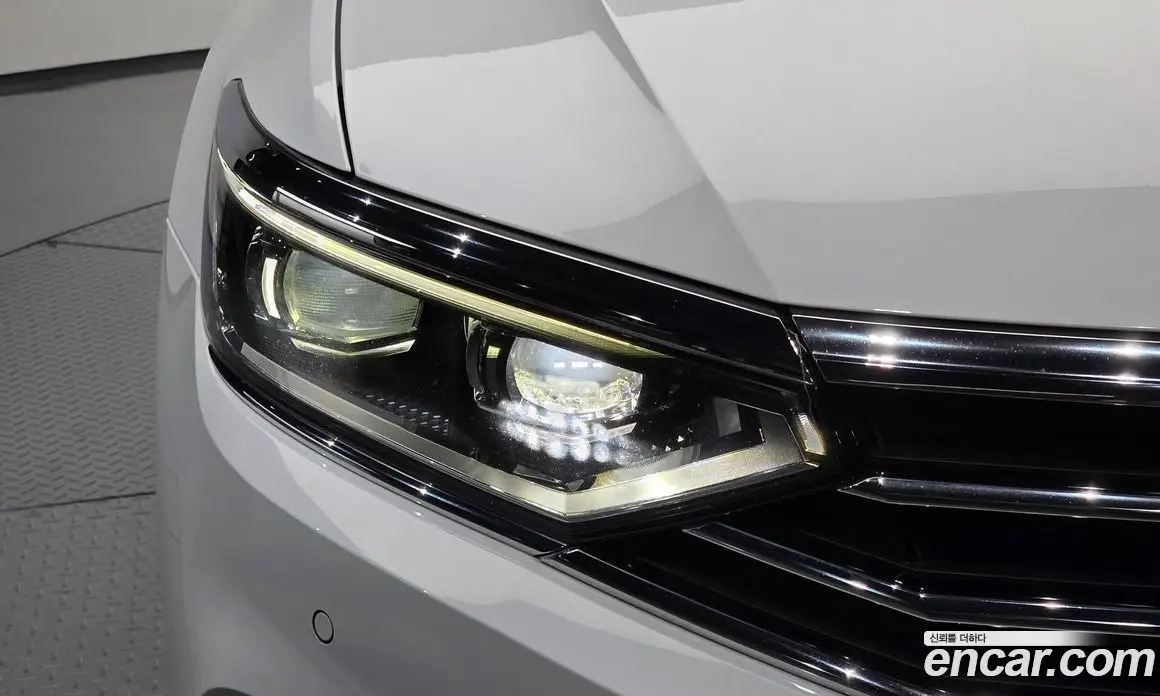 Volkswagen Passat 2021 2.0 автомат (гидро), фото 8 Volkswagen Passat 2021 2.0 автомат (гидро), фото 8