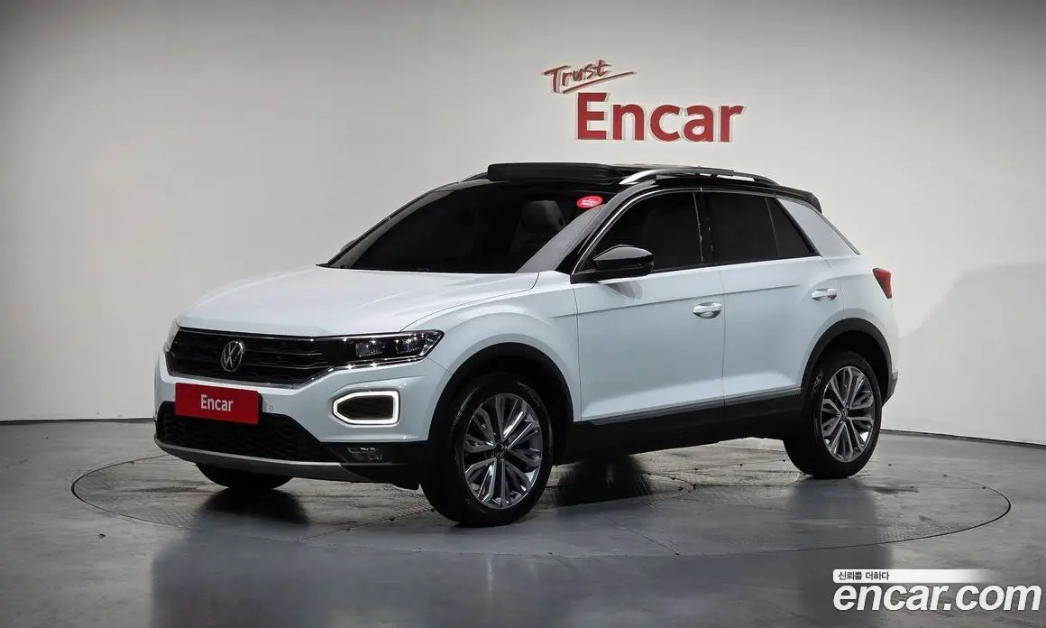 Volkswagen T-Roc 2021 2.0 автомат (гидро), фото 1 Volkswagen T-Roc 2021 2.0 автомат (гидро), фото 1