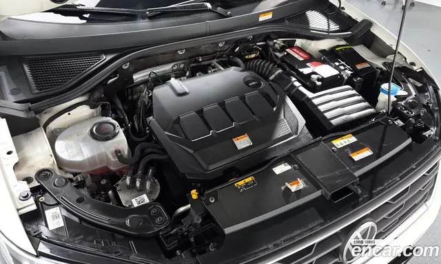 Volkswagen T-Roc 2021 2.0 автомат (гидро), миниатюра 6 Volkswagen T-Roc 2021 2.0 автомат (гидро), миниатюра 6