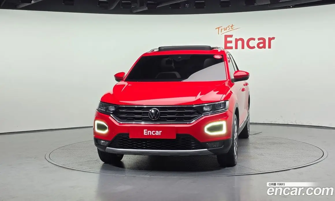 Volkswagen T-Roc 2021 2.0 автомат (гидро), фото 3 Volkswagen T-Roc 2021 2.0 автомат (гидро), фото 3