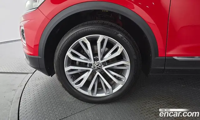 Volkswagen T-Roc 2021 2.0 автомат (гидро), миниатюра 5 Volkswagen T-Roc 2021 2.0 автомат (гидро), миниатюра 5