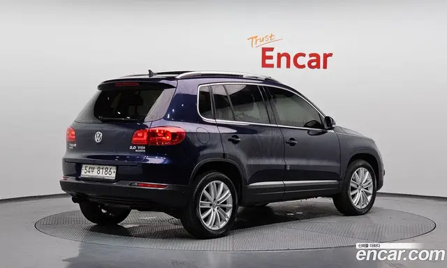 Volkswagen Tiguan 2013 2.0 автомат (гидро), миниатюра 2 Volkswagen Tiguan 2013 2.0 автомат (гидро), миниатюра 2