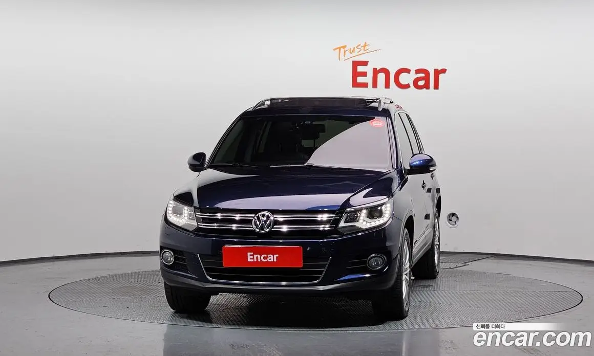 Volkswagen Tiguan 2013 2.0 автомат (гидро), фото 3 Volkswagen Tiguan 2013 2.0 автомат (гидро), фото 3