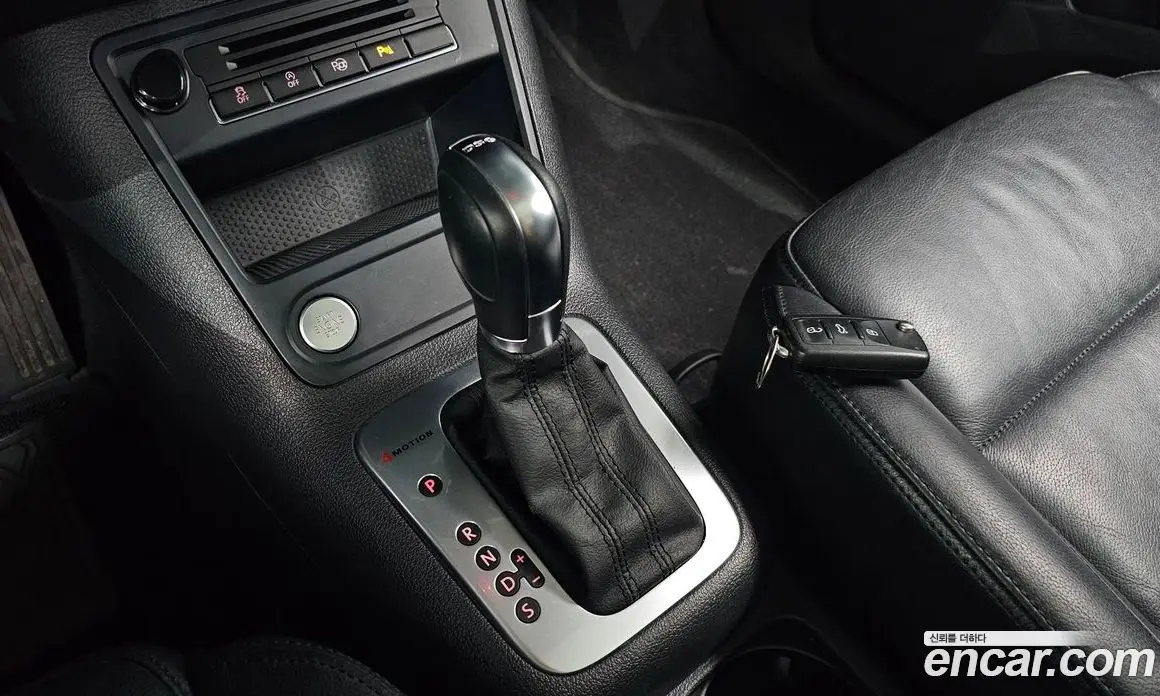 Volkswagen Tiguan 2013 2.0 автомат (гидро), фото 9 Volkswagen Tiguan 2013 2.0 автомат (гидро), фото 9