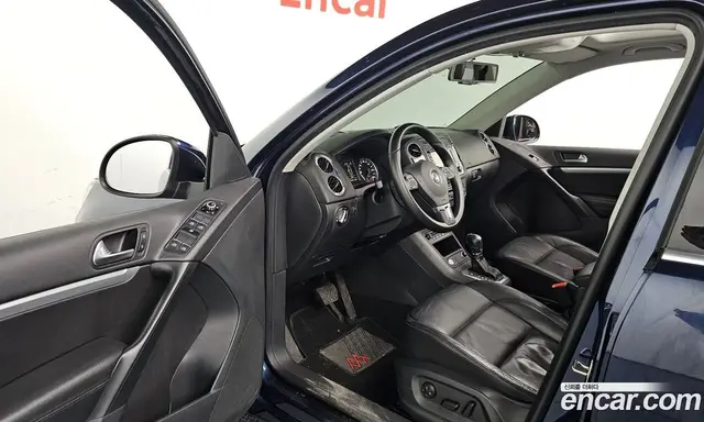 Volkswagen Tiguan 2013 2.0 автомат (гидро), миниатюра 10 Volkswagen Tiguan 2013 2.0 автомат (гидро), миниатюра 10