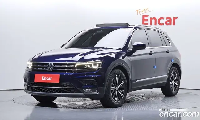 Volkswagen Tiguan 2018 2.0 автомат (гидро), миниатюра 1 Volkswagen Tiguan 2018 2.0 автомат (гидро), миниатюра 1