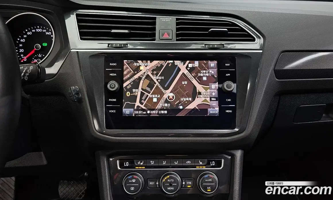 Volkswagen Tiguan 2018 2.0 автомат (гидро), фото 20 Volkswagen Tiguan 2018 2.0 автомат (гидро), фото 20
