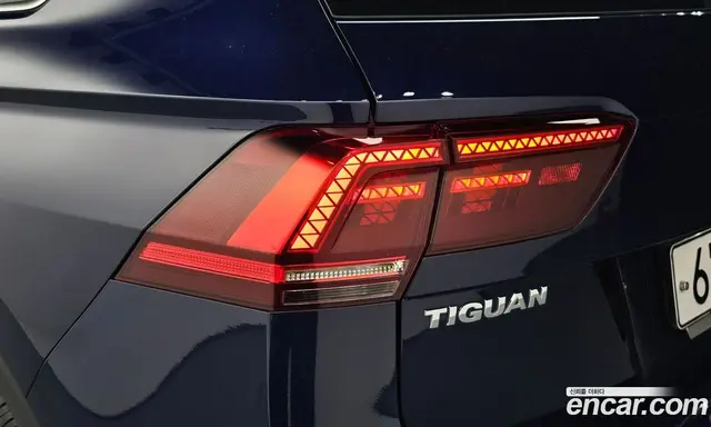 Volkswagen Tiguan 2018 2.0 автомат (гидро), миниатюра 9 Volkswagen Tiguan 2018 2.0 автомат (гидро), миниатюра 9