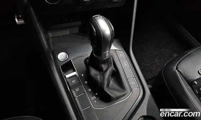Volkswagen Tiguan 2018 2.0 автомат (гидро), миниатюра 12