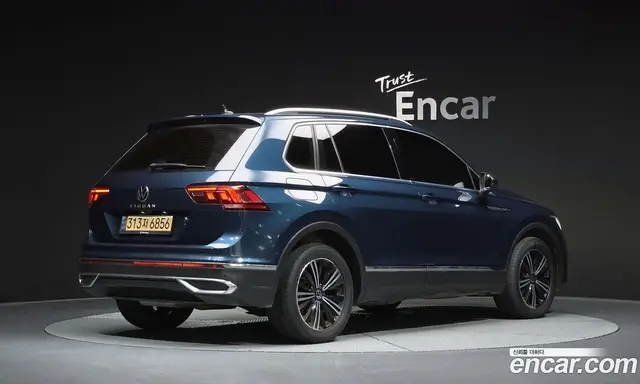 Volkswagen Tiguan 2022 2.0 автомат (гидро), миниатюра 2 Volkswagen Tiguan 2022 2.0 автомат (гидро), миниатюра 2