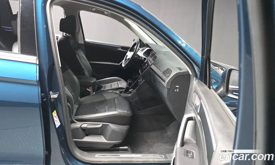 Volkswagen Tiguan 2022 2.0 автомат (гидро), фото 11 Volkswagen Tiguan 2022 2.0 автомат (гидро), фото 11