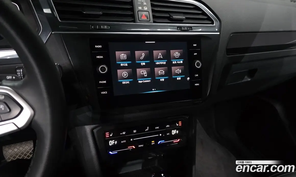 Volkswagen Tiguan 2022 2.0 автомат (гидро), фото 14 Volkswagen Tiguan 2022 2.0 автомат (гидро), фото 14