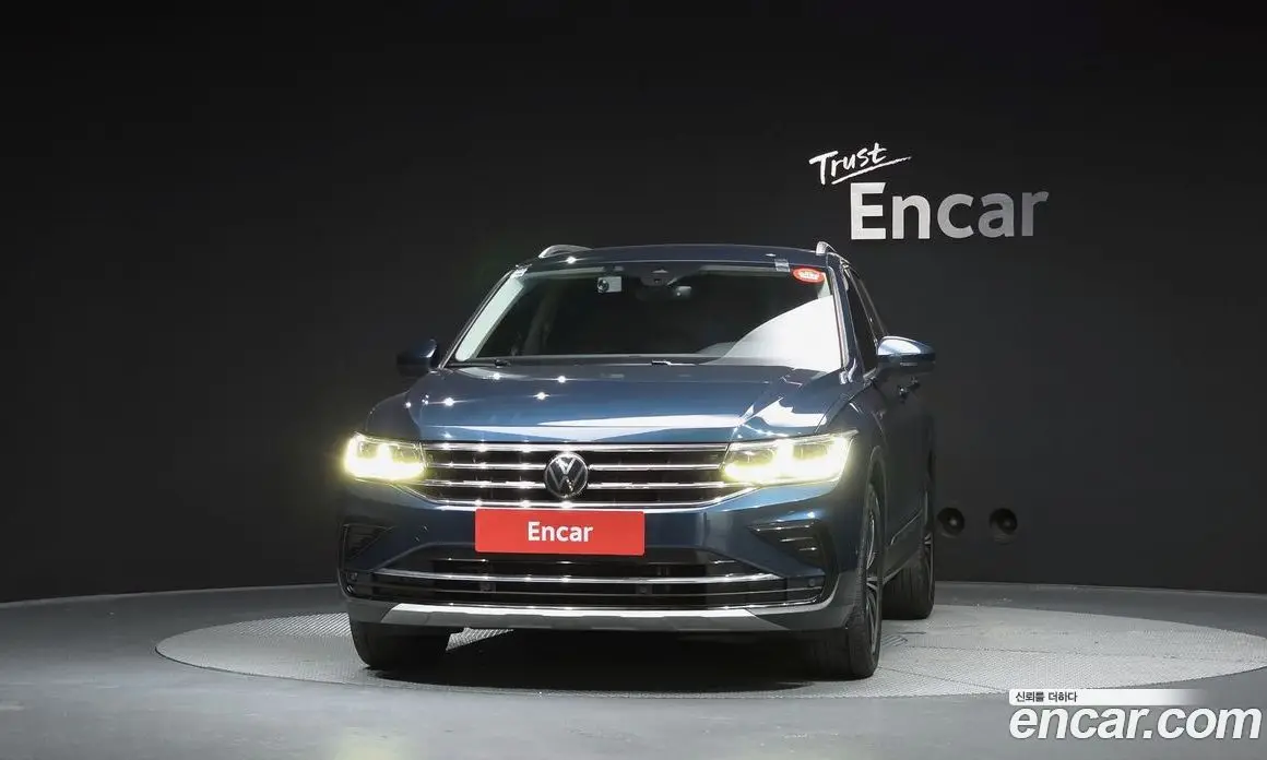 Volkswagen Tiguan 2022 2.0 автомат (гидро), фото 3 Volkswagen Tiguan 2022 2.0 автомат (гидро), фото 3