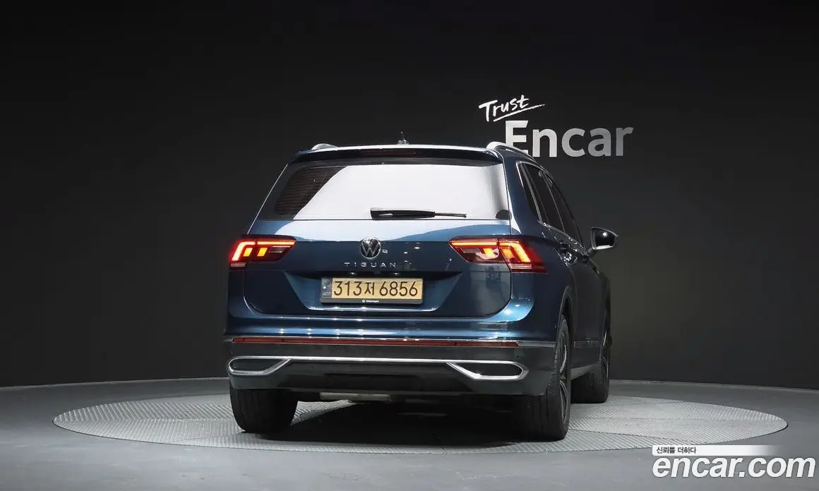Volkswagen Tiguan 2022 2.0 автомат (гидро), фото 4 Volkswagen Tiguan 2022 2.0 автомат (гидро), фото 4