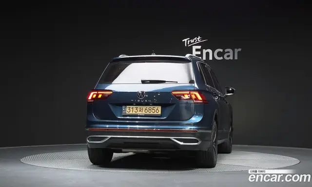 Volkswagen Tiguan 2022 2.0 автомат (гидро), миниатюра 4 Volkswagen Tiguan 2022 2.0 автомат (гидро), миниатюра 4