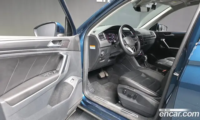 Volkswagen Tiguan 2022 2.0 автомат (гидро), миниатюра 10 Volkswagen Tiguan 2022 2.0 автомат (гидро), миниатюра 10