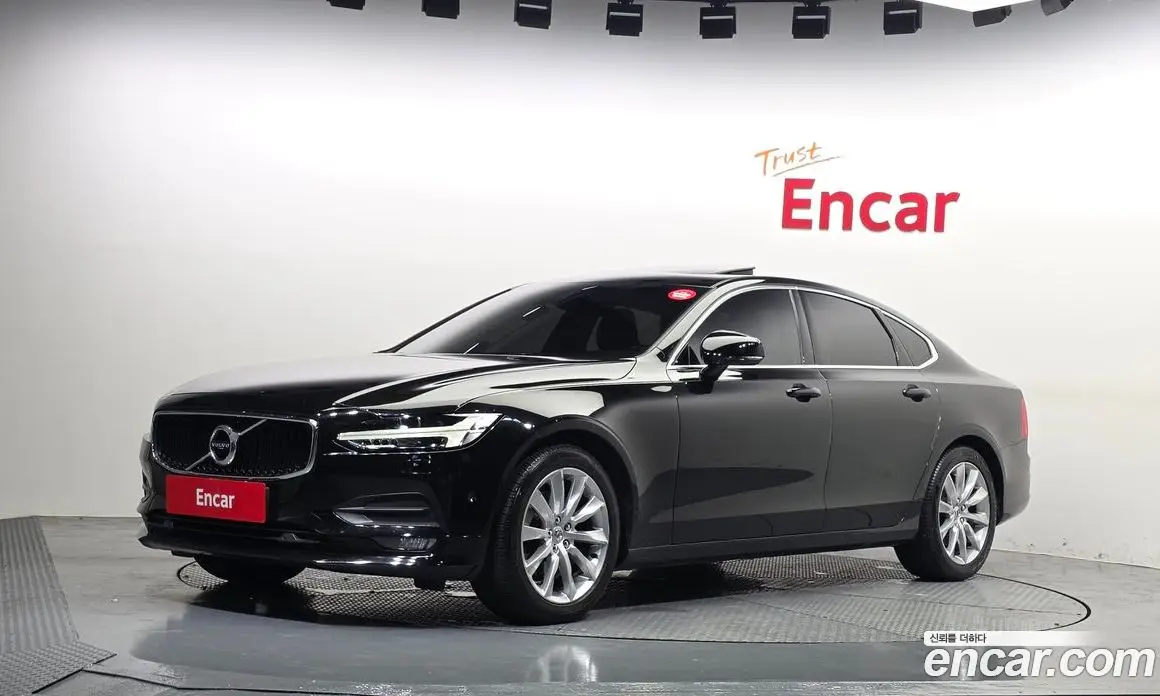 Volvo S90 2017 2.0 автомат (гидро), фото 1 Volvo S90 2017 2.0 автомат (гидро), фото 1