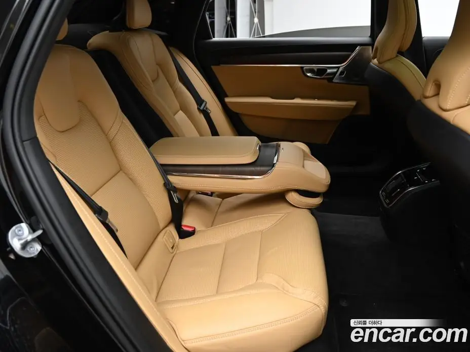 Volvo S90 2022 2.0 автомат (гидро), фото 12 Volvo S90 2022 2.0 автомат (гидро), фото 12