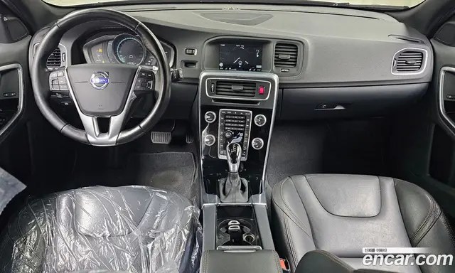 Volvo V60 2015 2.5 автомат (гидро), миниатюра 7 Volvo V60 2015 2.5 автомат (гидро), миниатюра 7