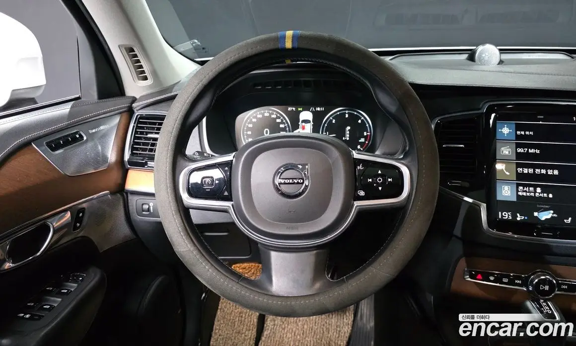 Volvo XC90 2017 2.0 автомат (гидро), фото 13 Volvo XC90 2017 2.0 автомат (гидро), фото 13