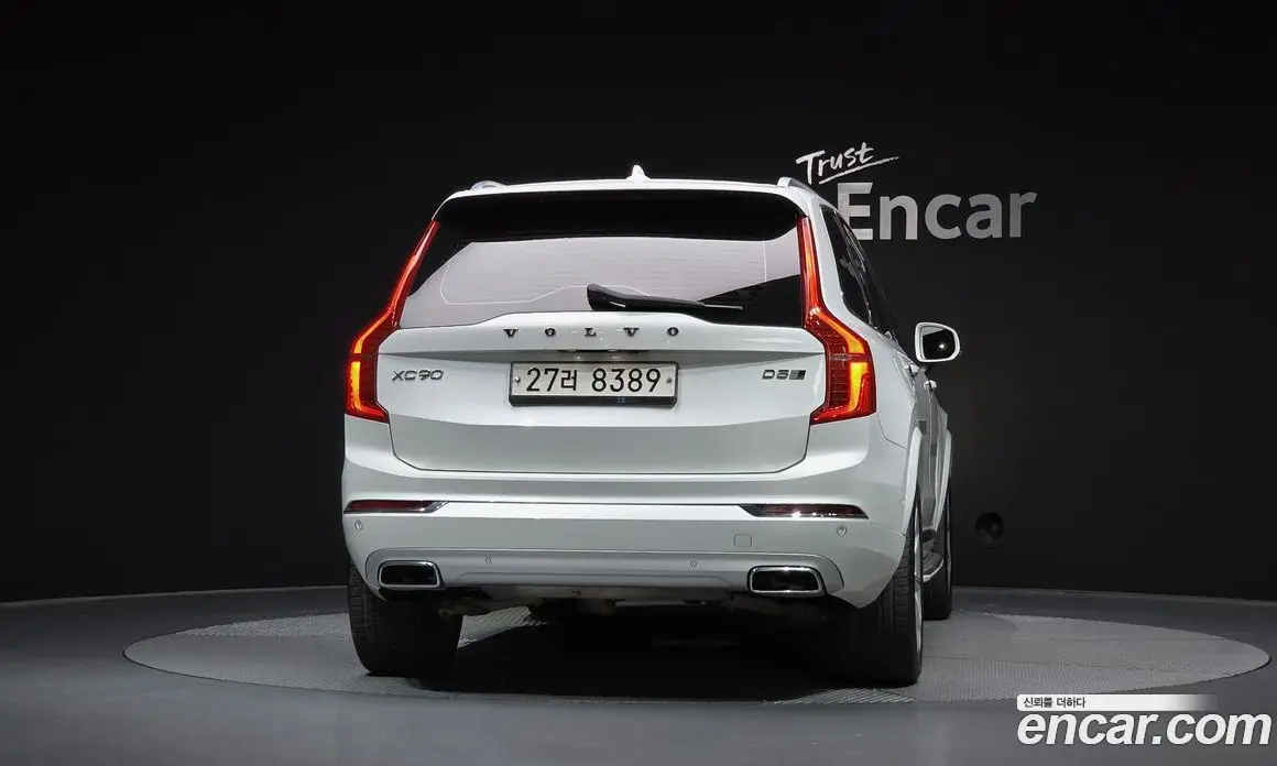 Volvo XC90 2017 2.0 автомат (гидро), фото 4 Volvo XC90 2017 2.0 автомат (гидро), фото 4