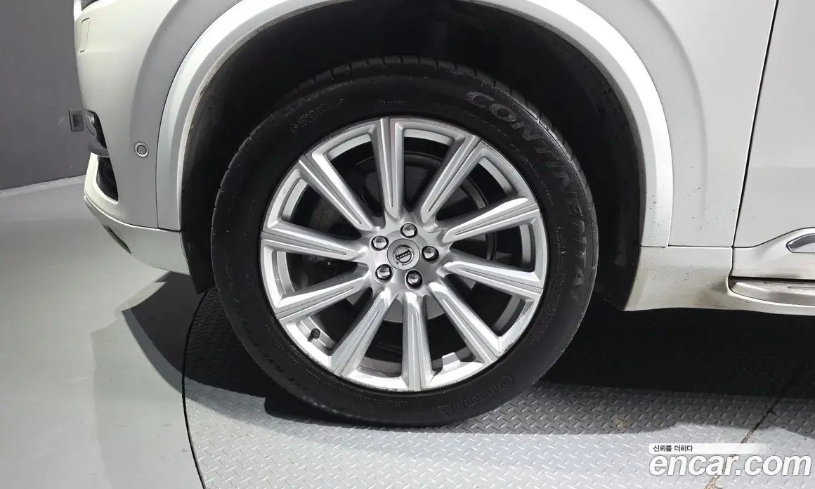 Volvo XC90 2017 2.0 автомат (гидро), фото 5 Volvo XC90 2017 2.0 автомат (гидро), фото 5