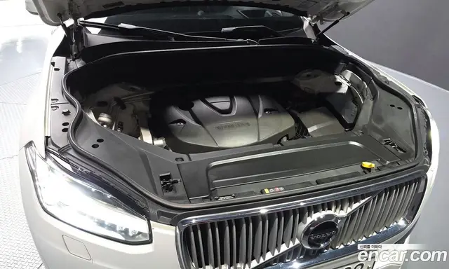Volvo XC90 2017 2.0 автомат (гидро), миниатюра 6 Volvo XC90 2017 2.0 автомат (гидро), миниатюра 6